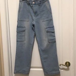 Women’s straight leg cargo jeans